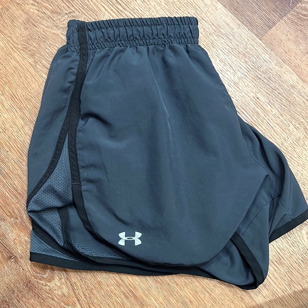 Under Armour Dry Fit Shorts